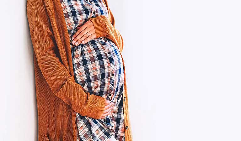 ایده‌های مربوط به انتخاب لباس بارداری برای عکاسی: بایدها و نبایدها - برای عکس بارداری چه لباسی بپوشم