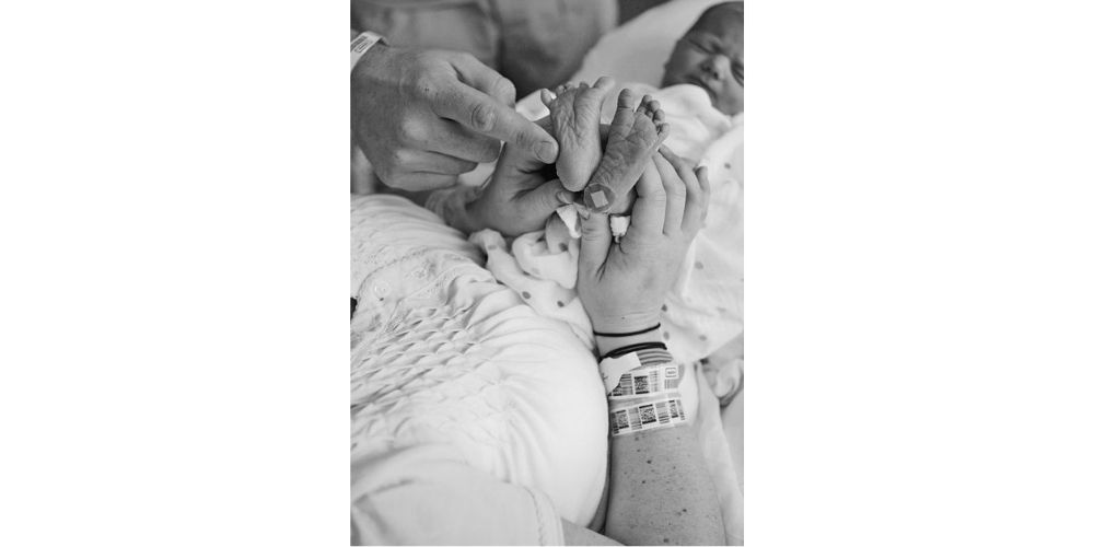 مدل جدید عکس نوزاد در بیمارستان از پای نوزاد